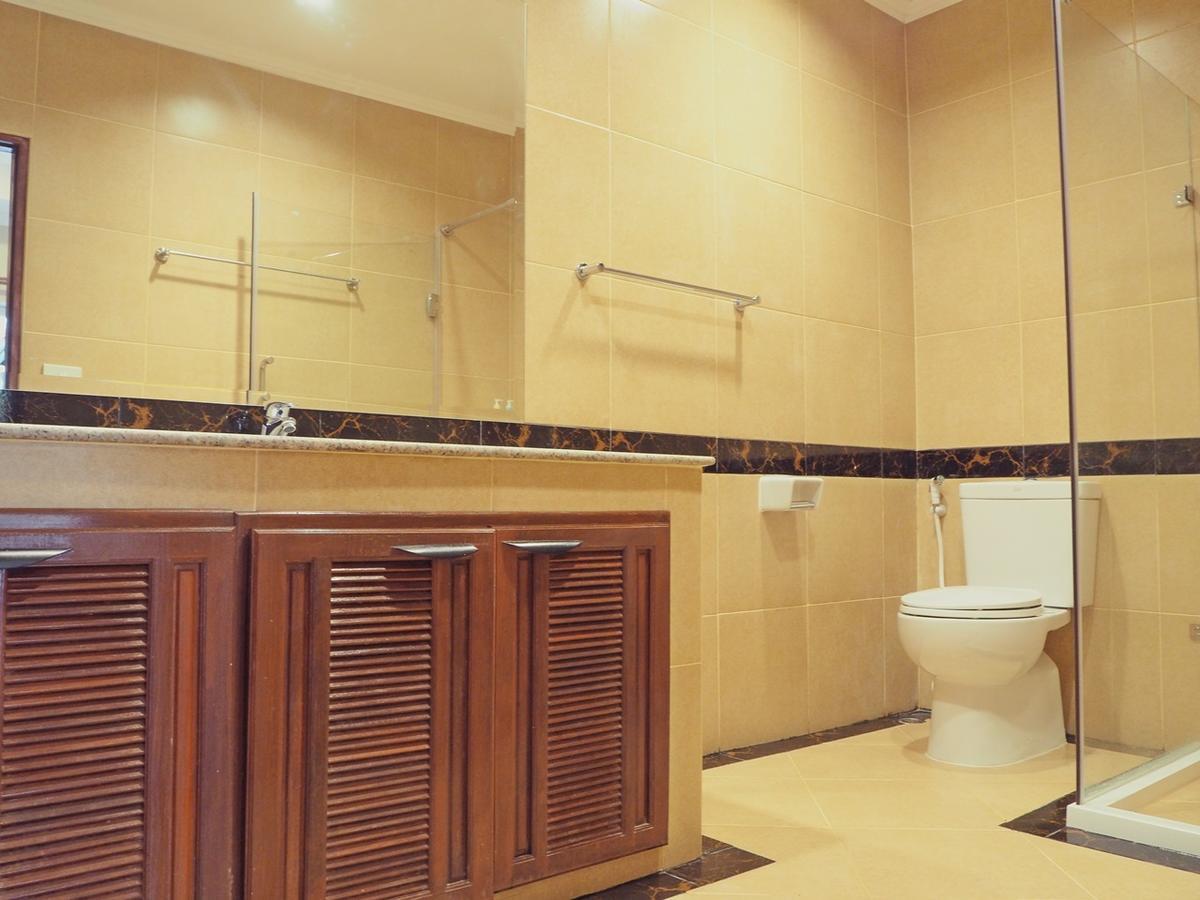 The Beach Pool Villa Pattaya Exterior photo